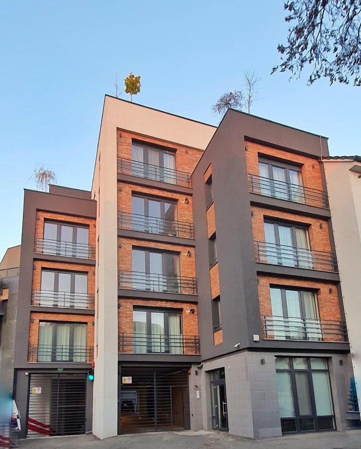 Charlotte Piata Unirii - Free Private Parking 2Bedrooms Apartment Oradea Exterior photo