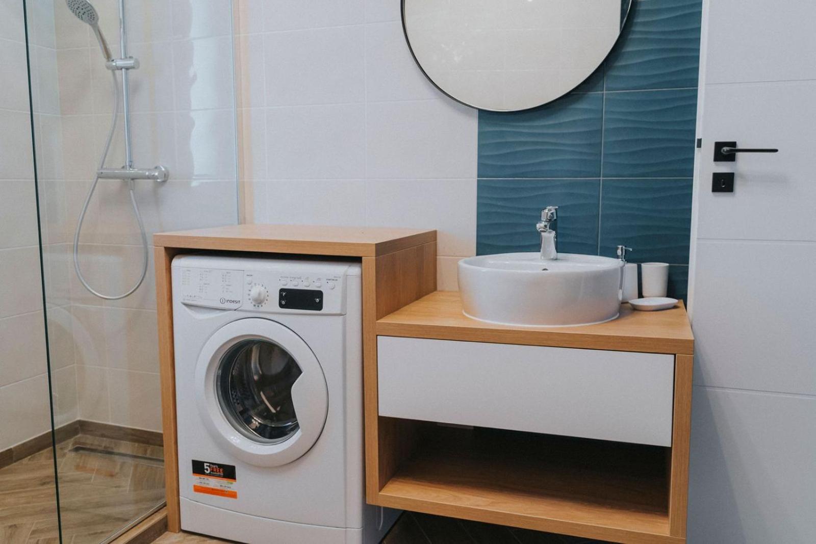 Charlotte Piata Unirii - Free Private Parking 2Bedrooms Apartment Oradea Exterior photo